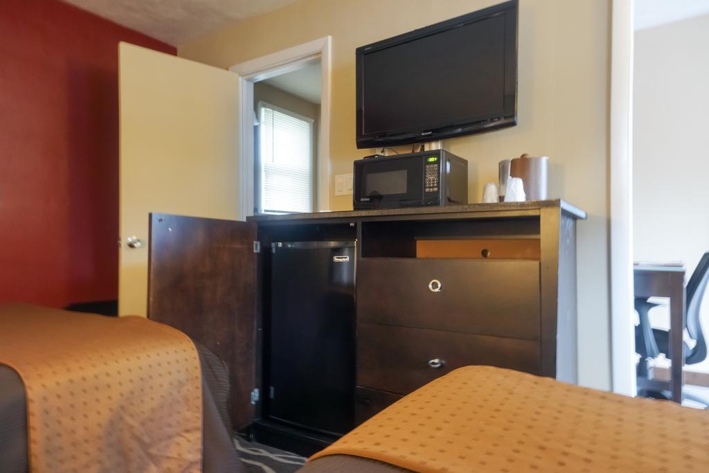 Cocoa Country Inn Hershey Bagian luar foto