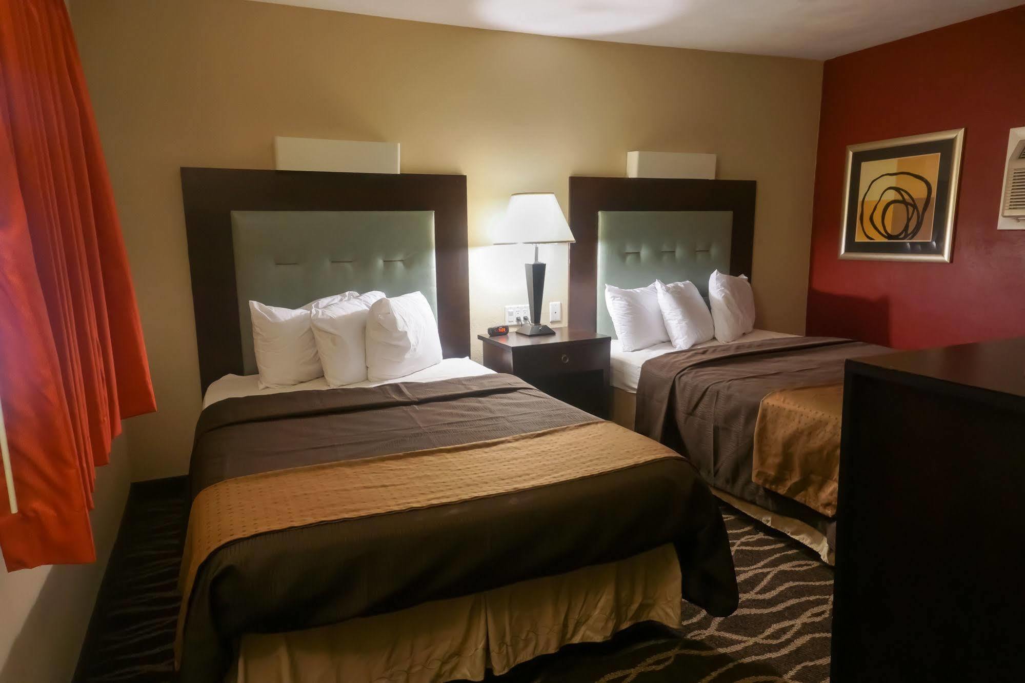Cocoa Country Inn Hershey Bagian luar foto
